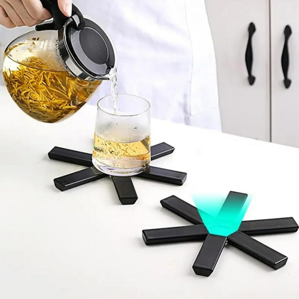 Best foldable Matt Kitchen Non-slip Folding Insulated Mat Heat Resistant Cushion Pan Pot Pad Holder