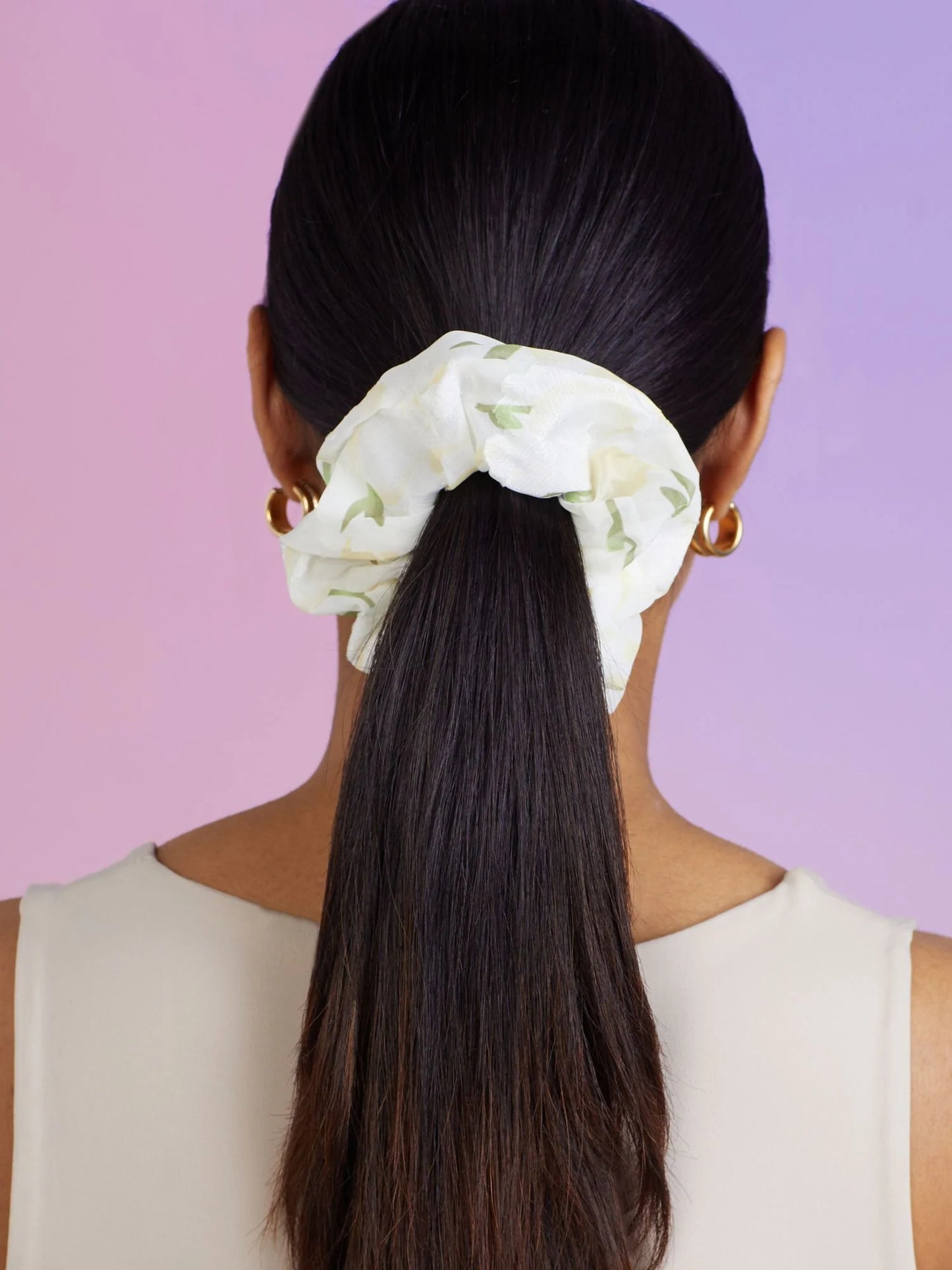 Scrunchies Of Satin Silk Fabric Adjustable Beautiful Looking For Hairs and Hands