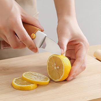 Portable 2 in 1 Knife With Peeler