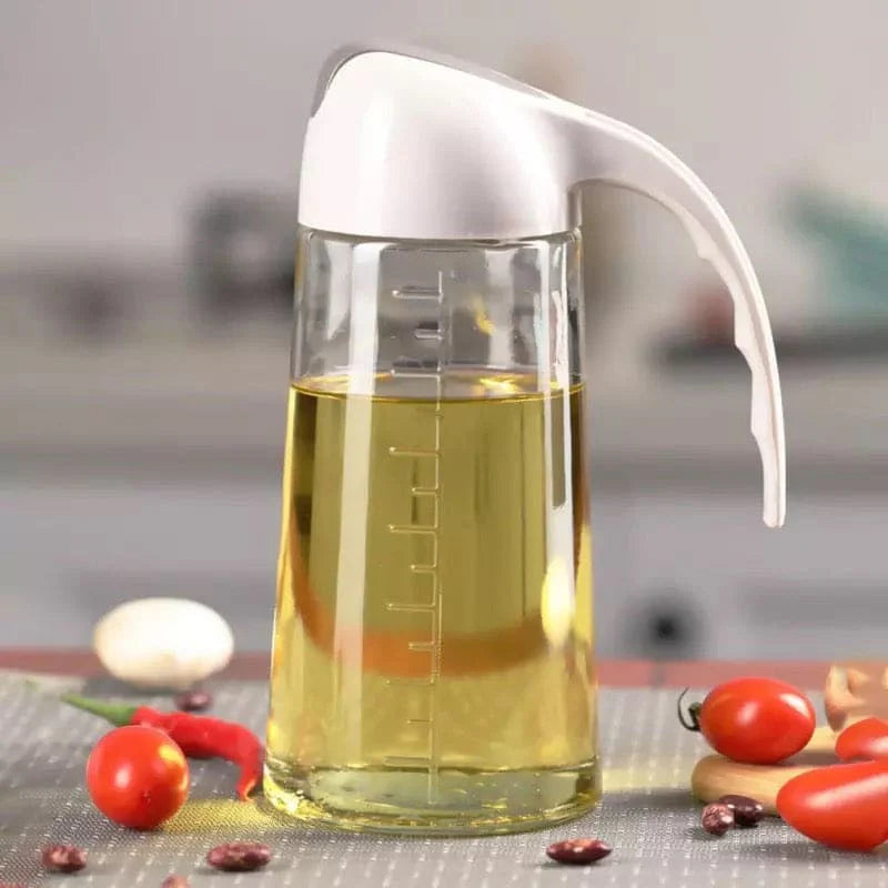 Oil Bottle Dispenser With Auto Flip Cap 630ml